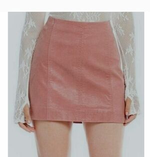 Free People Dusty Pink Mini Skirt Faux Leather Penail Size 12 Women's